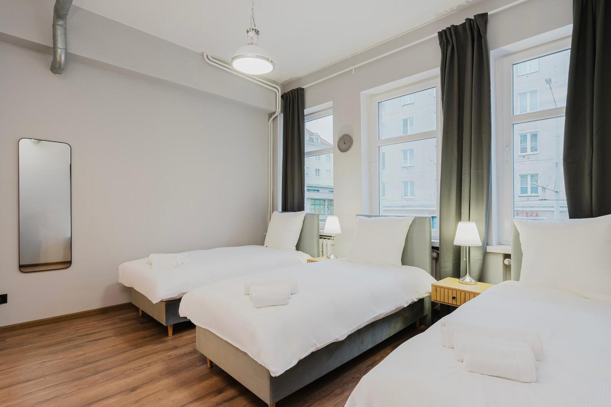 Hala Hostel - Pokoje Na Wylacznosc Tuz Przy Dworcu Gdynia Zewnętrze zdjęcie