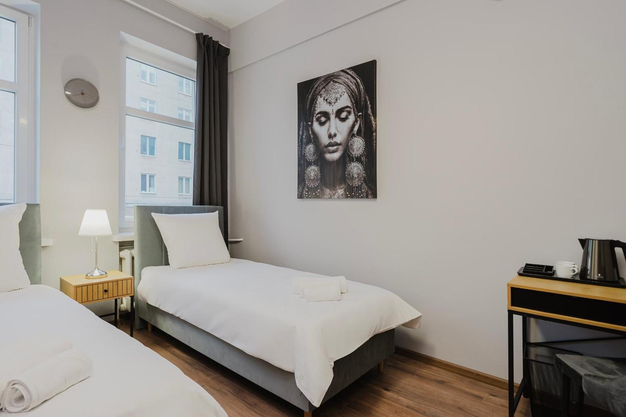 Hala Hostel - Pokoje Na Wylacznosc Tuz Przy Dworcu Gdynia Zewnętrze zdjęcie