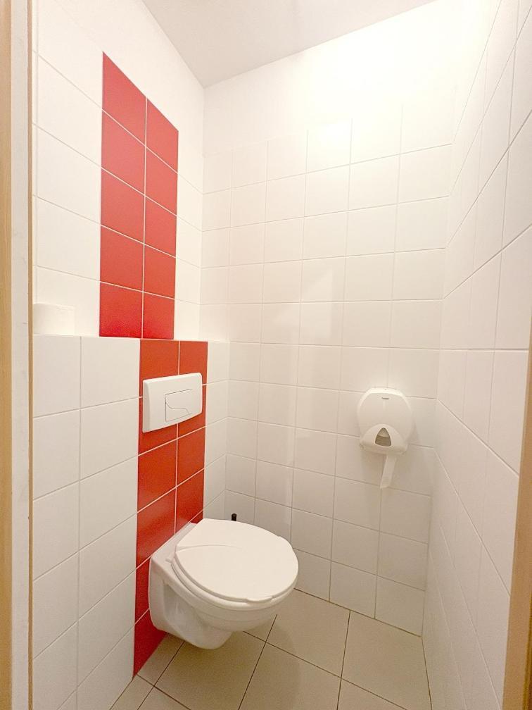 Hala Hostel - Pokoje Na Wylacznosc Tuz Przy Dworcu Gdynia Zewnętrze zdjęcie